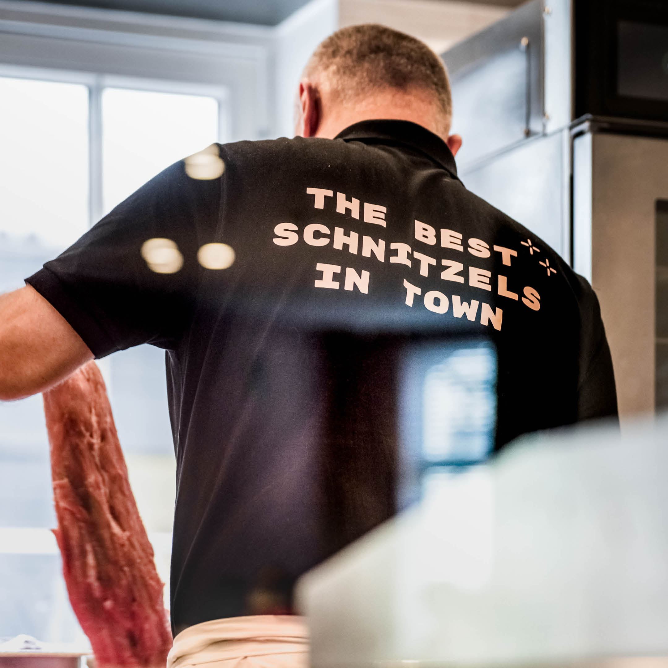 Ralf & Wolf staff t-shirt: the best schnitzels in town